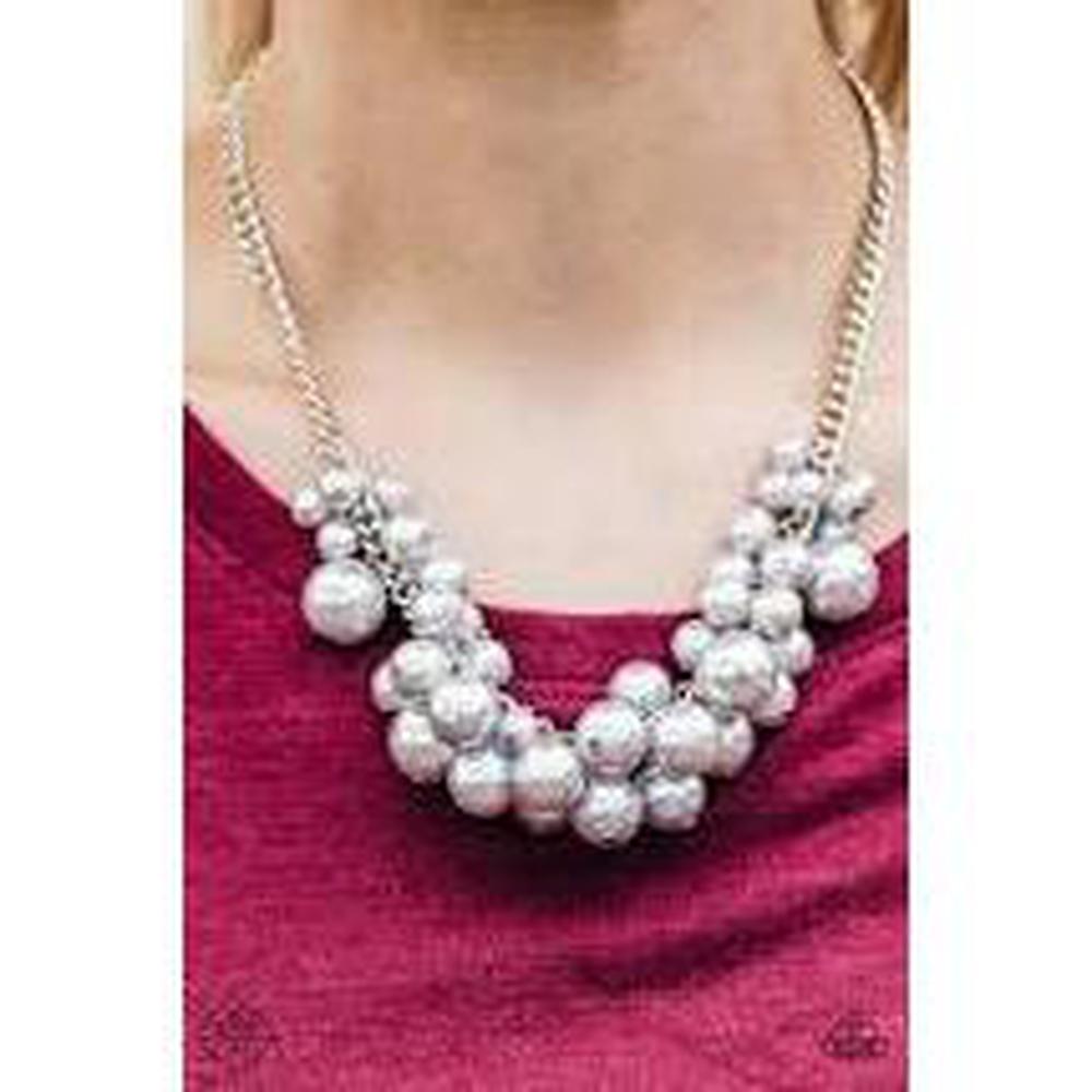 Glam Queen Silver Necklace - Paparazzi - Dare2bdazzlin N Jewelry