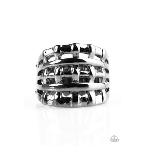 Go To GRATE Lengths - Black Ring - Paparazzi - Dare2bdazzlin N Jewelry