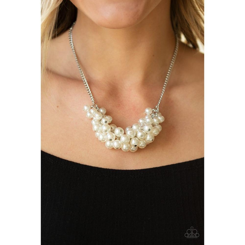 Grandiose Glimmer - Gold Necklace - Paparazzi - Dare2bdazzlin N Jewelry