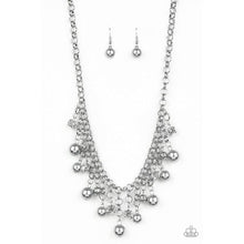 Load image into Gallery viewer, HEIR-headed Silver Necklace - Paparazzi - Dare2bdazzlin N Jewelry
