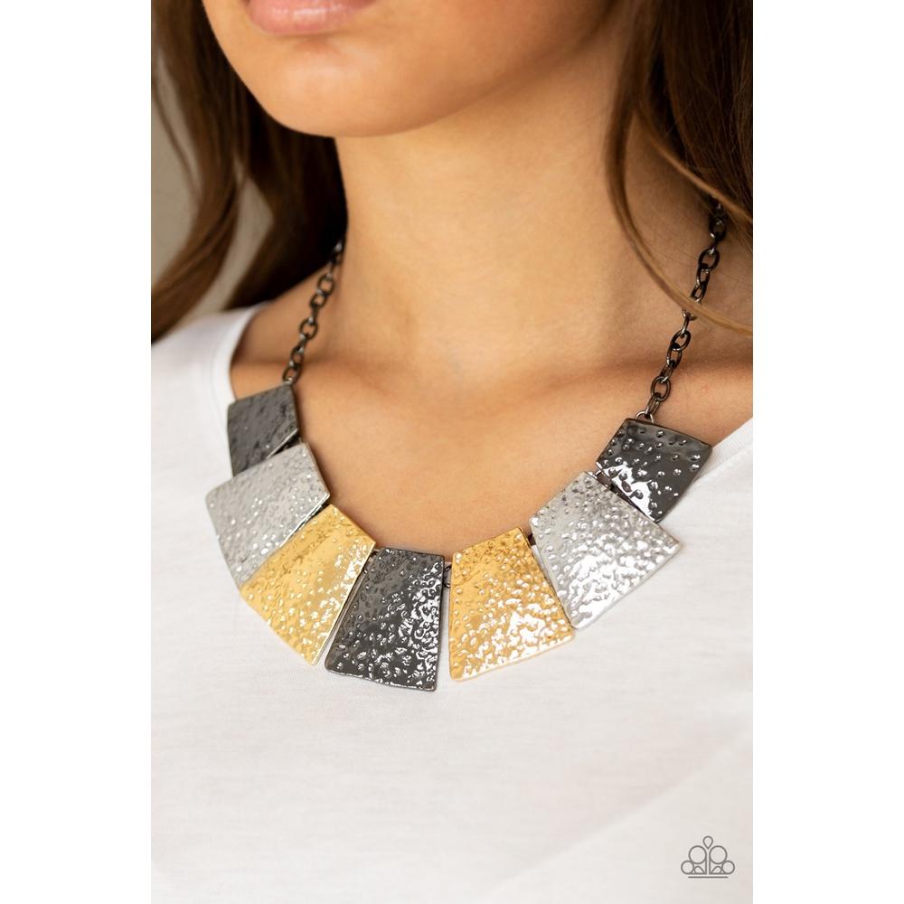 Here Comes the Huntress Multi Necklace - Paparazzi - Dare2bdazzlin N Jewelry