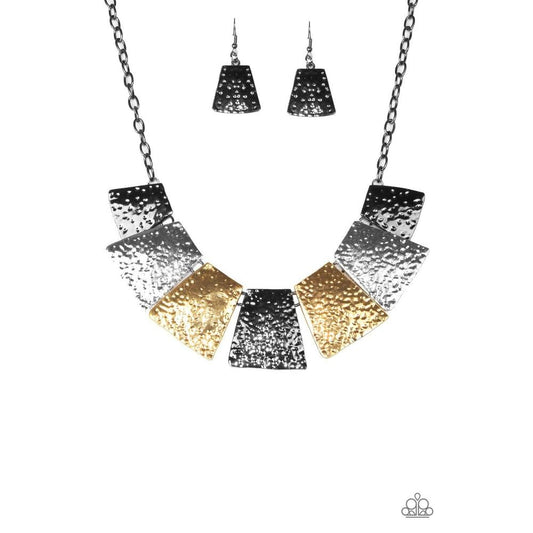 Here Comes the Huntress Multi Necklace - Paparazzi - Dare2bdazzlin N Jewelry