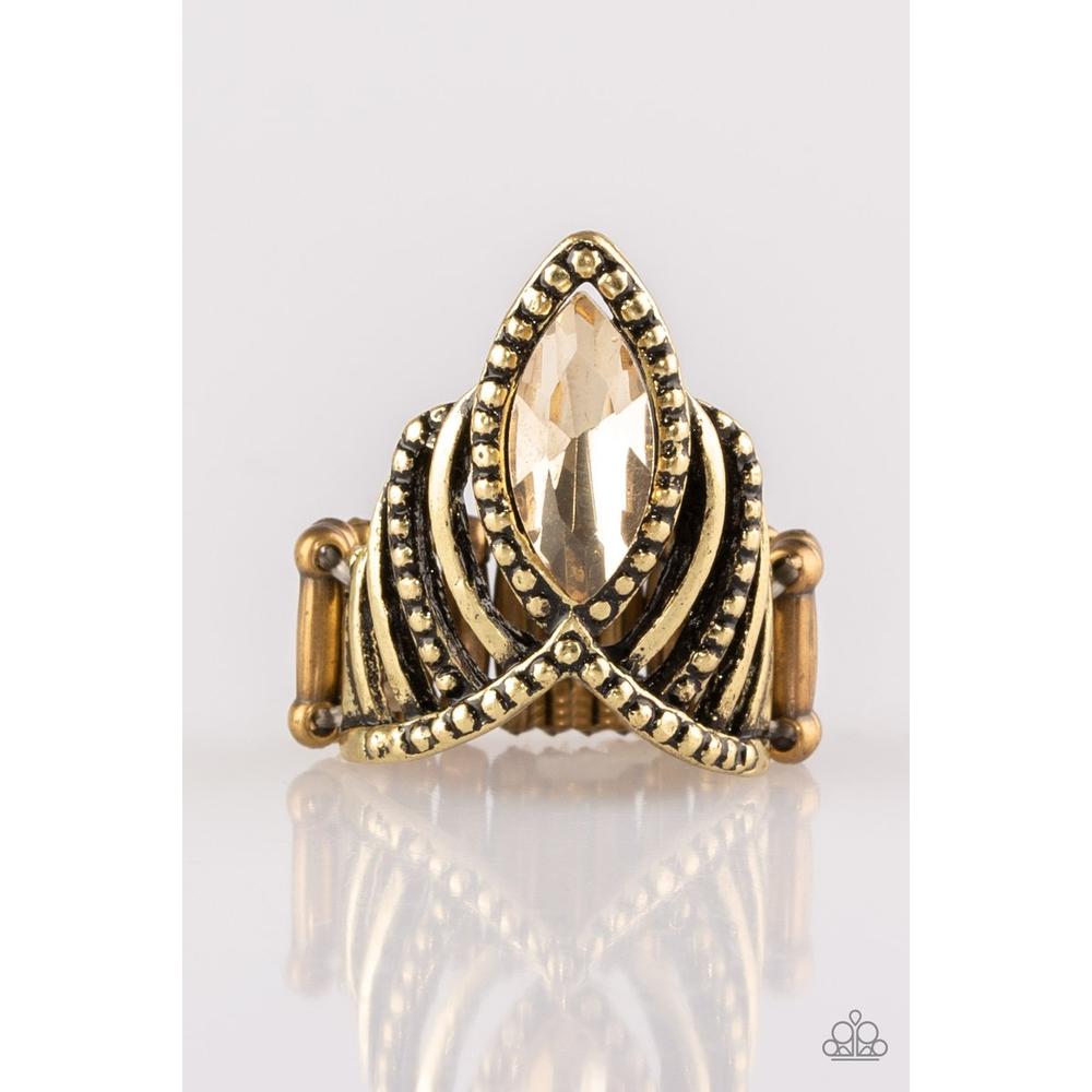Heres Your Crown Brass Ring - Paparazzi - Dare2bdazzlin N Jewelry