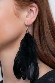 I BOA to No One Black Earring - Paparazzi - Dare2bdazzlin N Jewelry