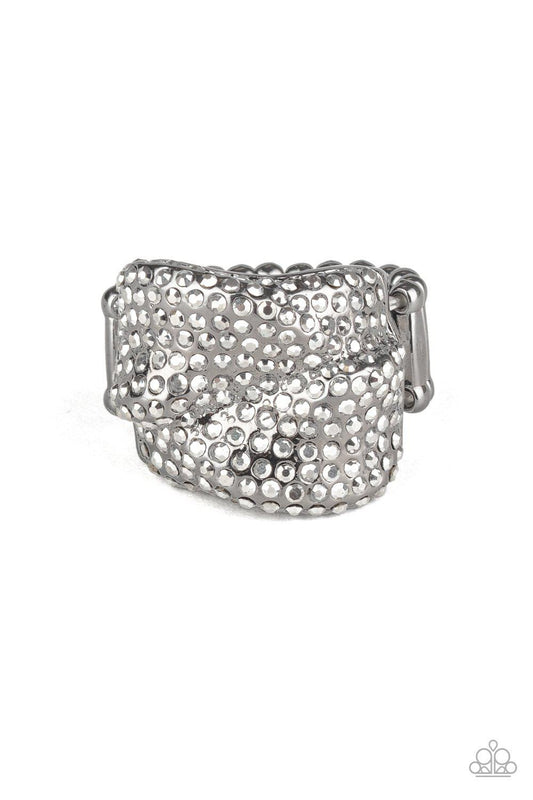 Imperial Industrialism - Black Ring - Paparazzi - Dare2bdazzlin N Jewelry