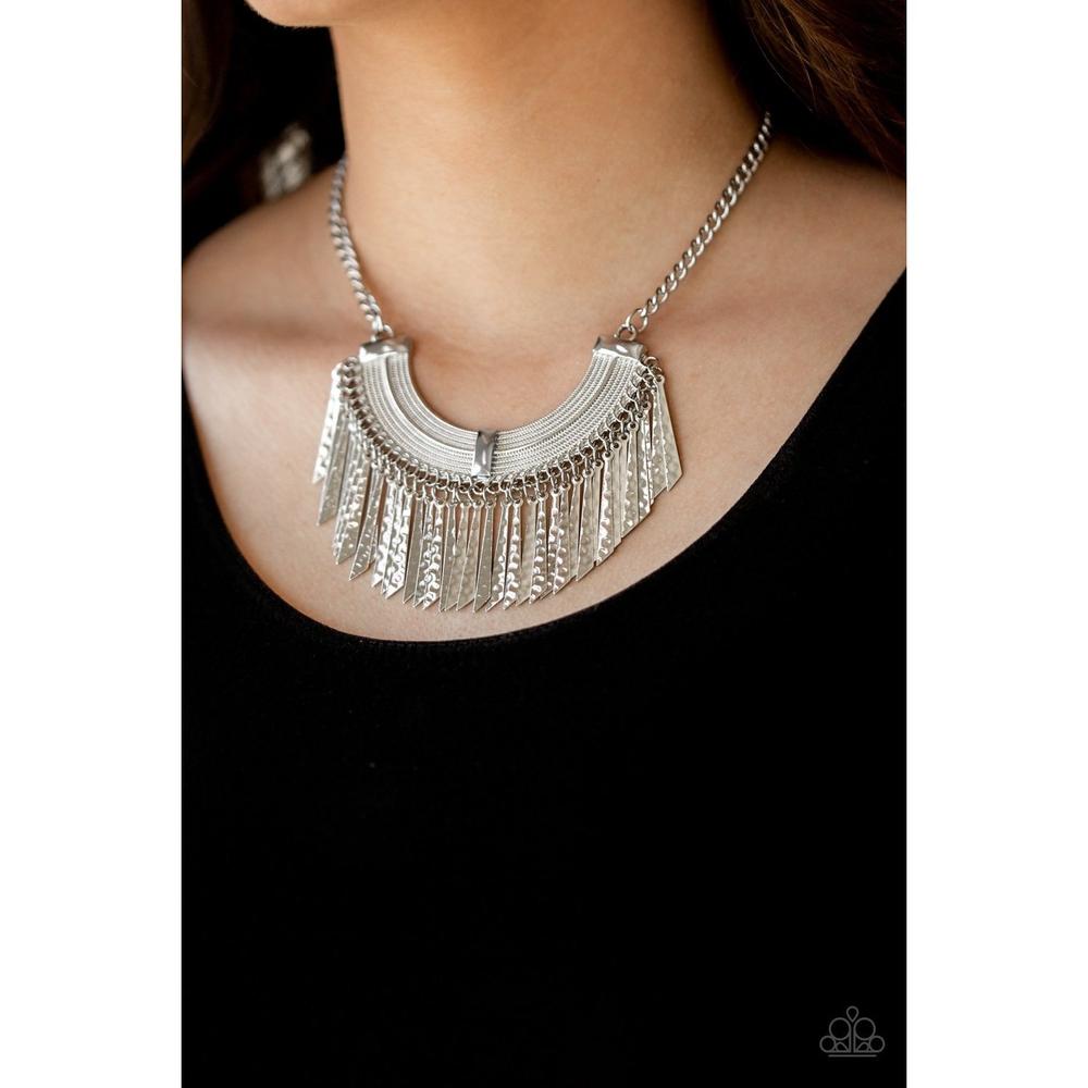 Impressively Incan - Silver Necklace - Paparazzi - Dare2bdazzlin N Jewelry