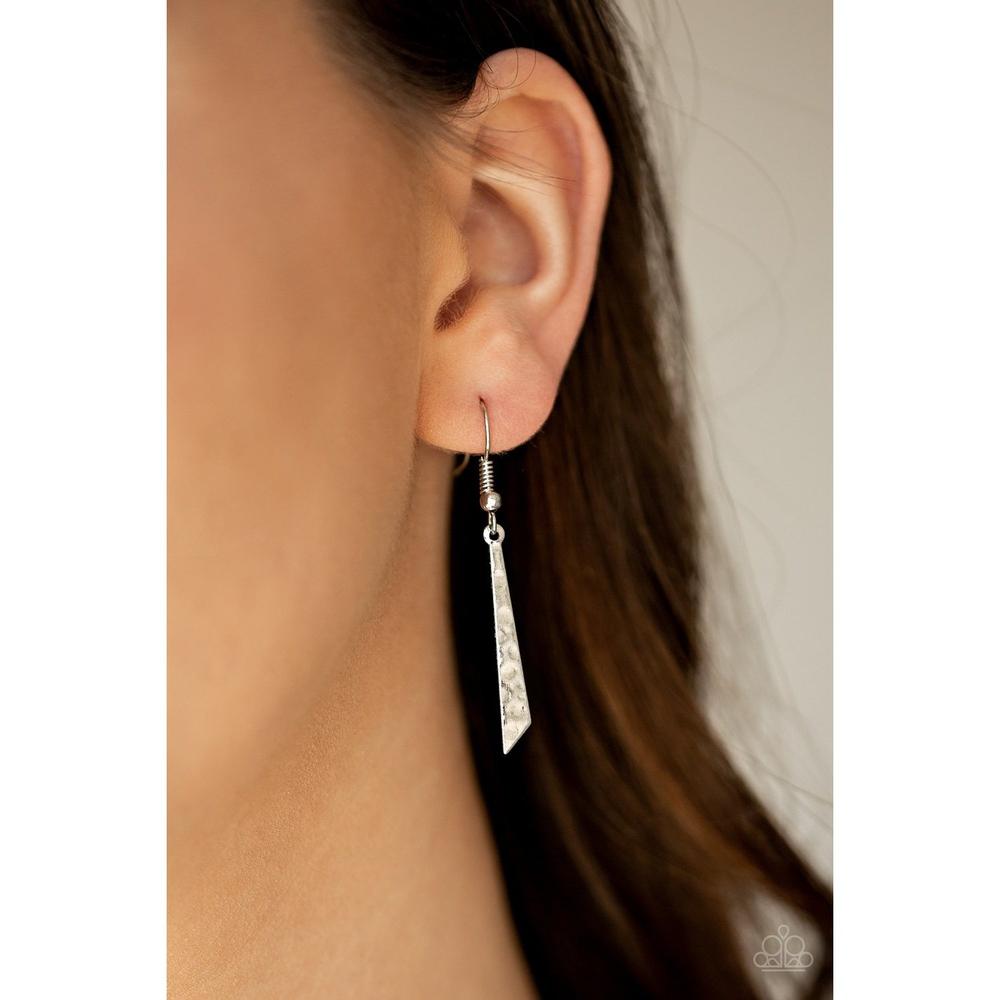 Impressively Incan - Silver Necklace - Paparazzi - Dare2bdazzlin N Jewelry