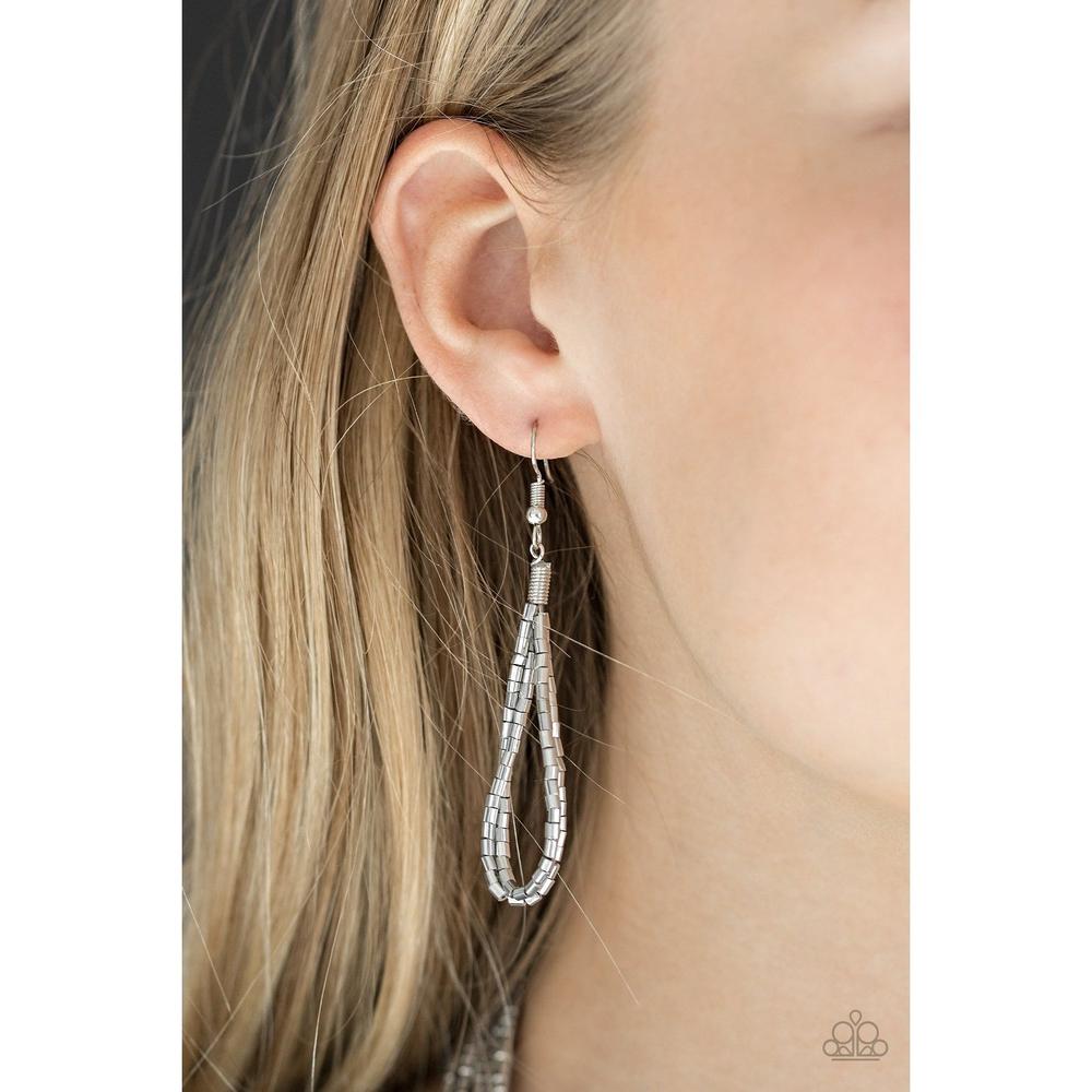 Knotted Knockout - Silver Necklace - Paparazzi - Dare2bdazzlin N Jewelry