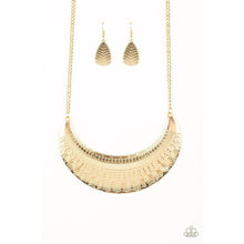 Load image into Gallery viewer, Large As Life Gold Necklace - Paparazzi - Dare2bdazzlin N Jewelry
