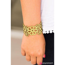 Load image into Gallery viewer, Lifes A Garden - Green Bracelet - Paparazzi - Dare2bdazzlin N Jewelry
