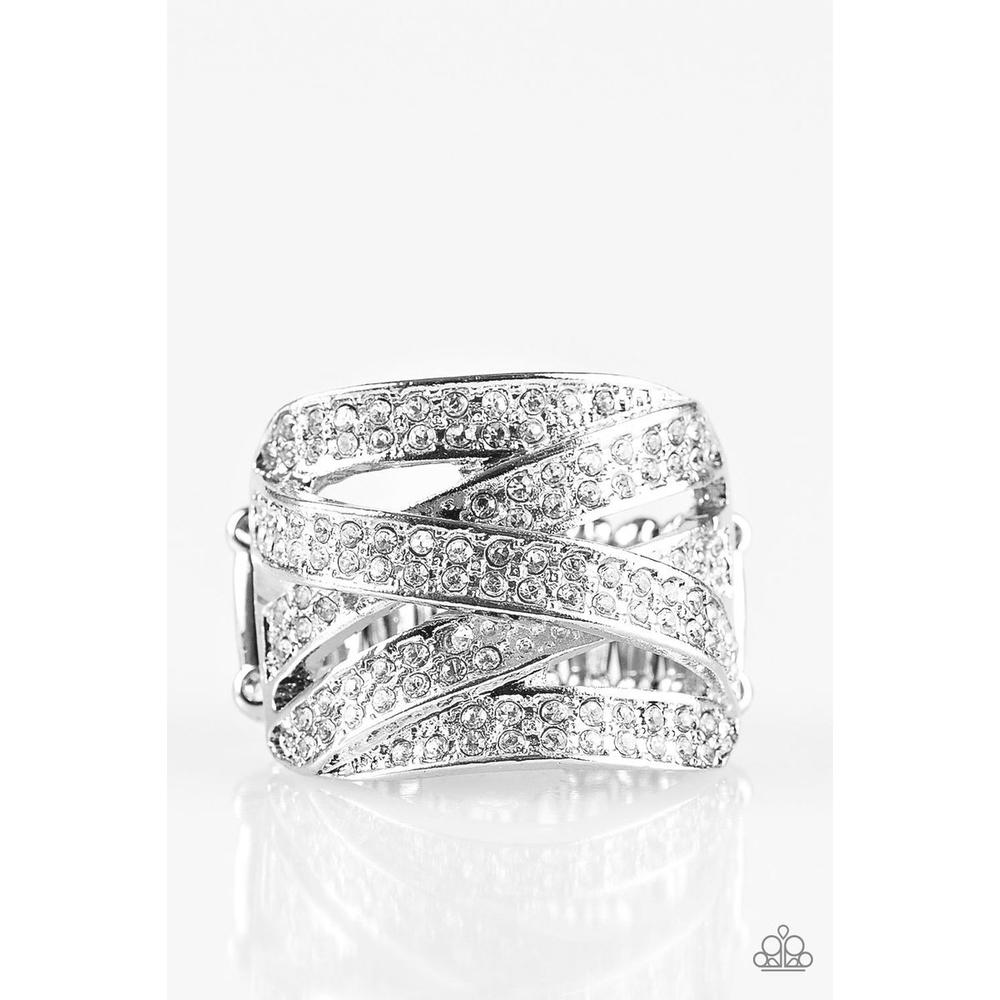 Lite in the Glitter Lane White Ring - Paparazzi - Dare2bdazzlin N Jewelry