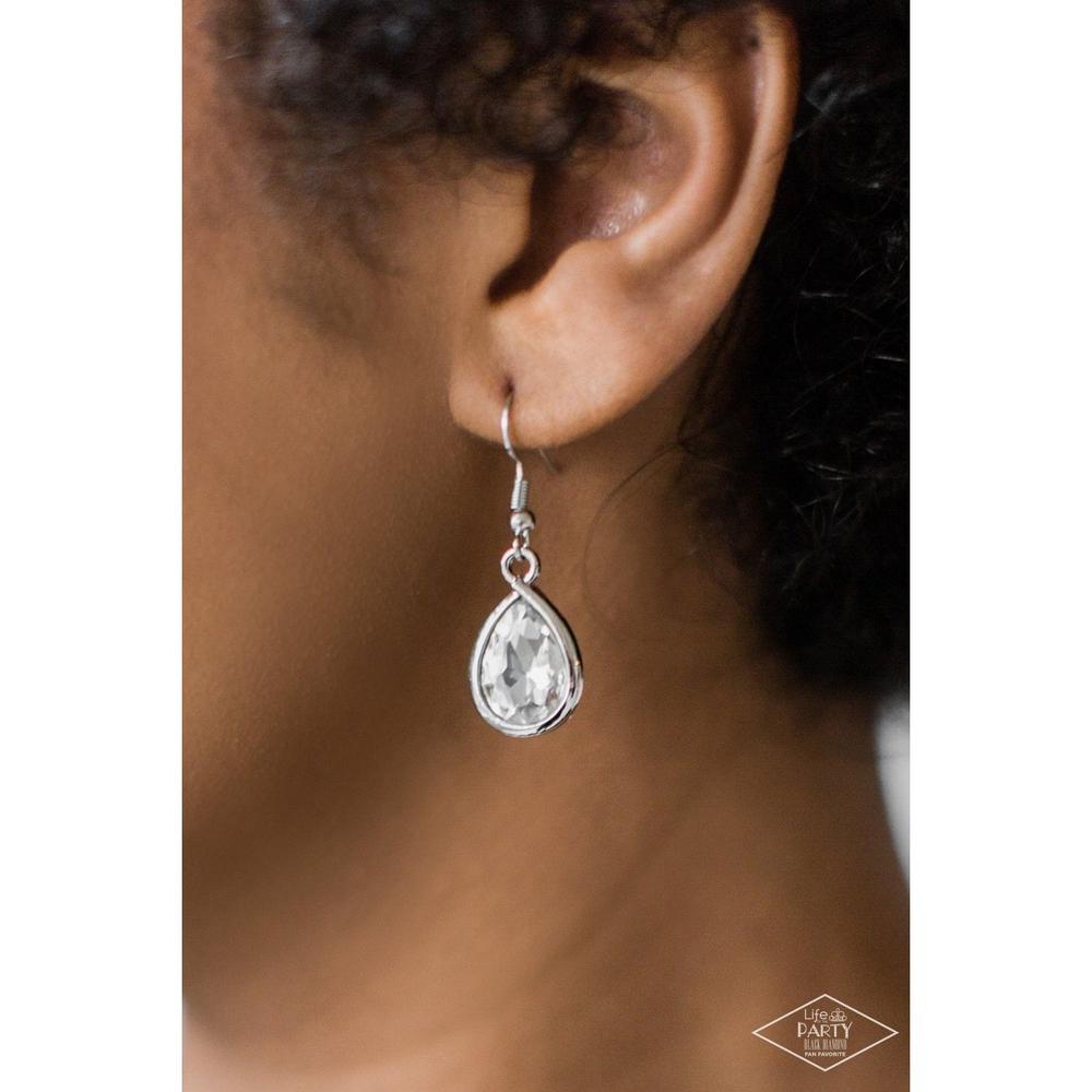 Love At FIERCE Sight - White Necklace - Paparazzi - Dare2bdazzlin N Jewelry