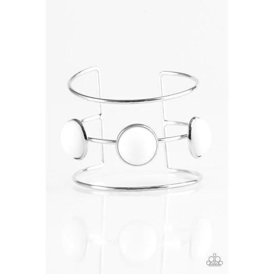 Lush Lagoon - White Bracelet - Paparazzi - Dare2bdazzlin N Jewelry