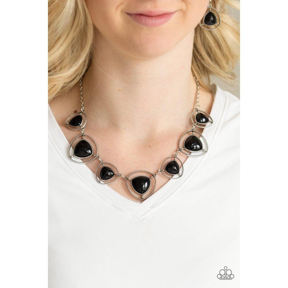 Make A Point - Black Necklace - Paparazzi - Dare2bdazzlin N Jewelry