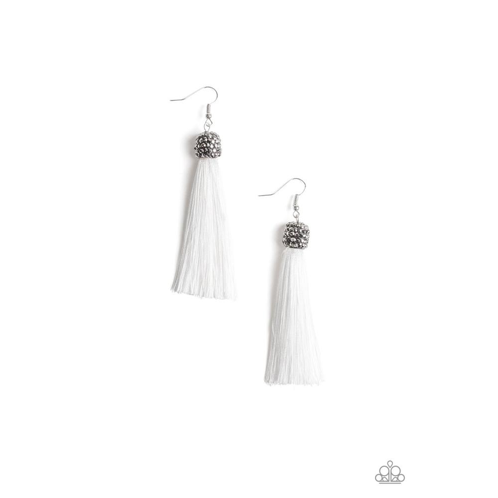 Make Room for Plume Earrings - Paparazzi - Dare2bdazzlin N Jewelry