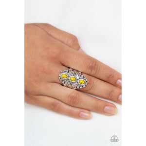 Mayan Motif Yellow Ring - Paparazzi - Dare2bdazzlin N Jewelry