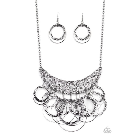 Metro Eclipse - Black Necklace - Paparazzi - Dare2bdazzlin N Jewelry