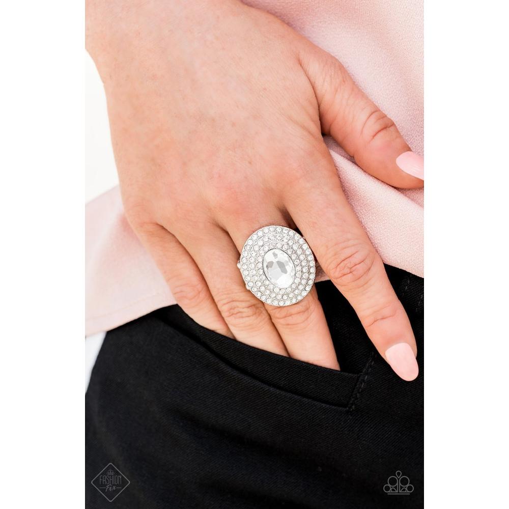 Metro Millionaire White Ring - Paparazzi - Dare2bdazzlin N Jewelry
