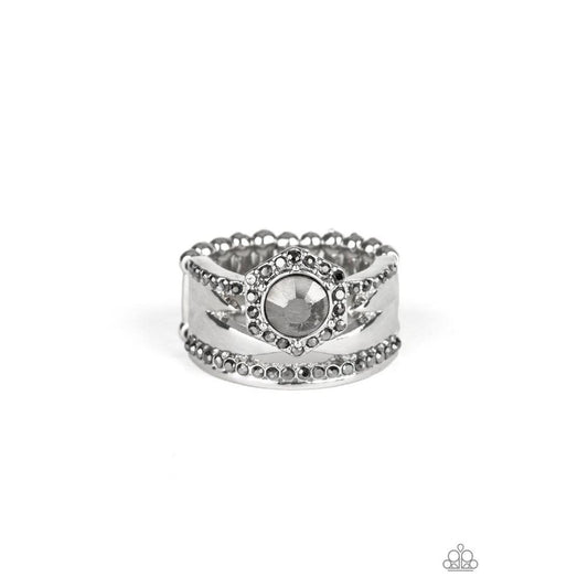Modern Maven Silver Ring - Paparazzi - Dare2bdazzlin N Jewelry