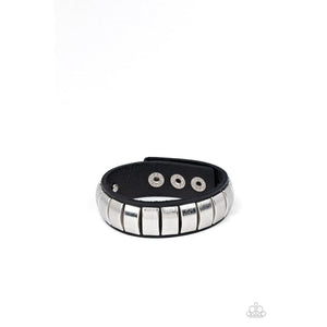 Moto Mode - Black Bracelet - Paparazzi - Dare2bdazzlin N Jewelry