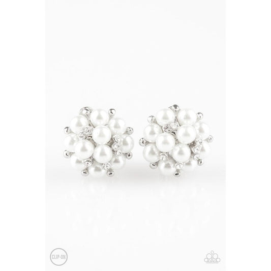 Par Pearl White Earrings - Paparazzi - Dare2bdazzlin N Jewelry