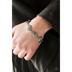 Prairie Posh - Silver Bracelet - Paparazzi - Dare2bdazzlin N Jewelry