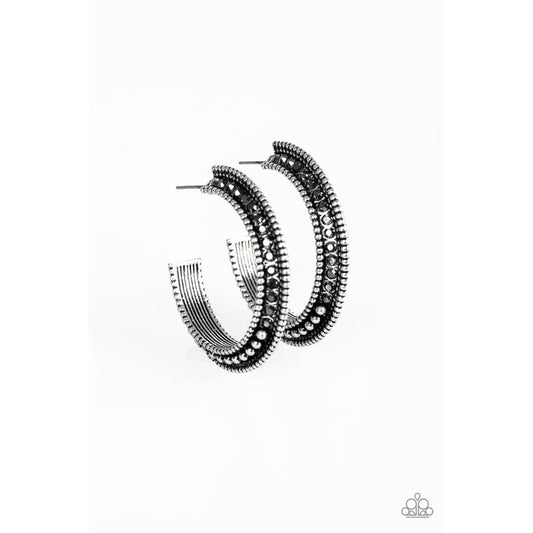 Retro Reverberation - Silver Earrings - Paparazzi - Dare2bdazzlin N Jewelry