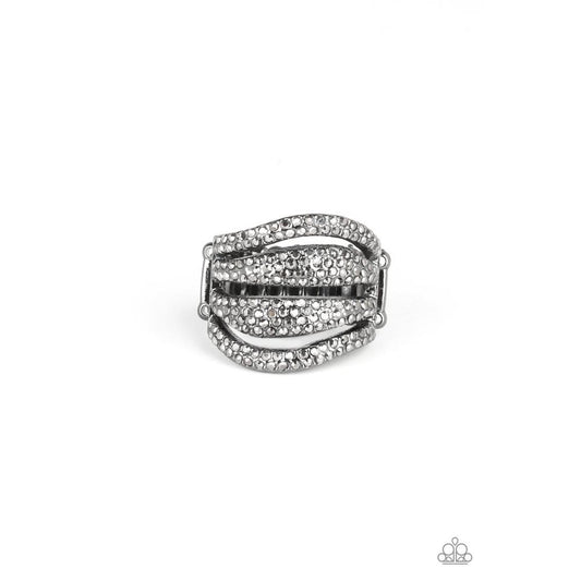 Roll Out The Diamonds Black Ring - Paparazzi - Paparazzi - Dare2bdazzlin N Jewelry