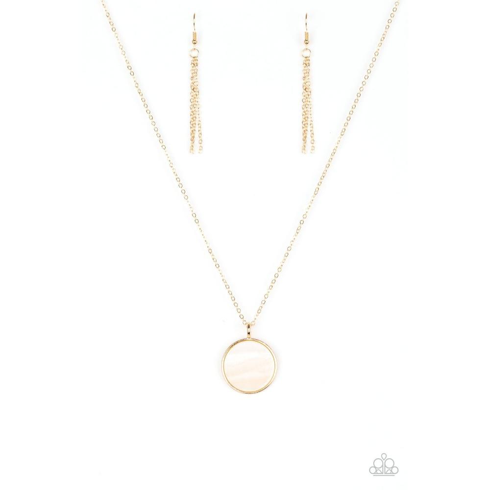 Shimmering Seashores Gold Necklace - Paparazzi - Dare2bdazzlin N Jewelry