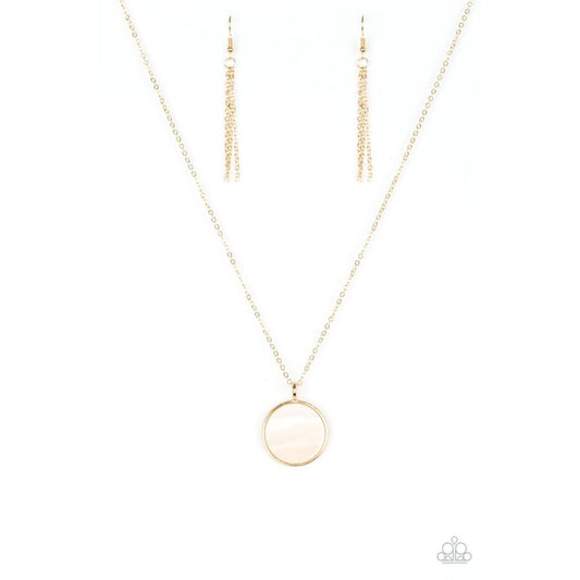Shimmering Seashores Gold Necklace - Paparazzi - Dare2bdazzlin N Jewelry