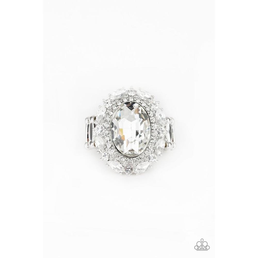 Show Glam White Ring - Paparazzi - Paparazzi - Dare2bdazzlin N Jewelry