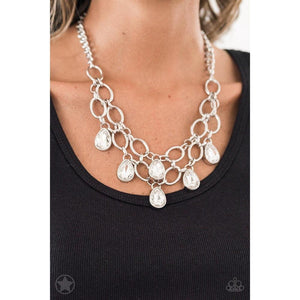 Show-Stopping Shimmer - White Necklace - Paparazzi - Dare2bdazzlin N Jewelry