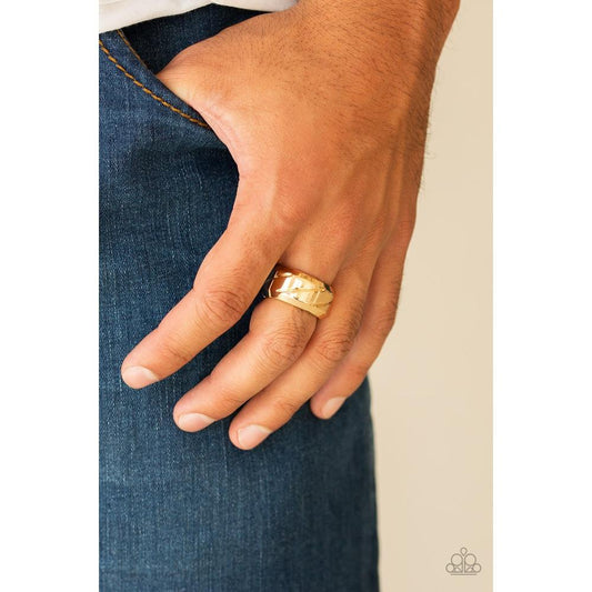 Sideswiped - Gold Ring - Paparazzi - Dare2bdazzlin N Jewelry