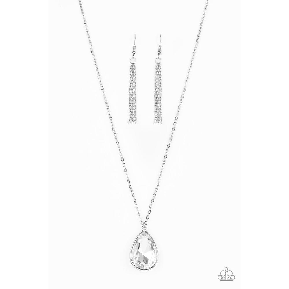 So Obvious White Necklace - Paparazzi - Dare2bdazzlin N Jewelry