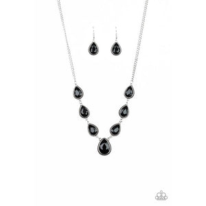 Socialite Social - Black Necklace - Paparazzi - Dare2bdazzlin N Jewelry