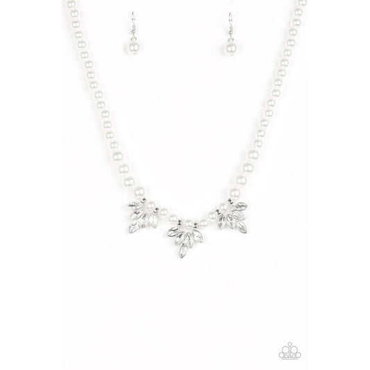 Society Socialite White Necklace - Paparazzi - Dare2bdazzlin N Jewelry