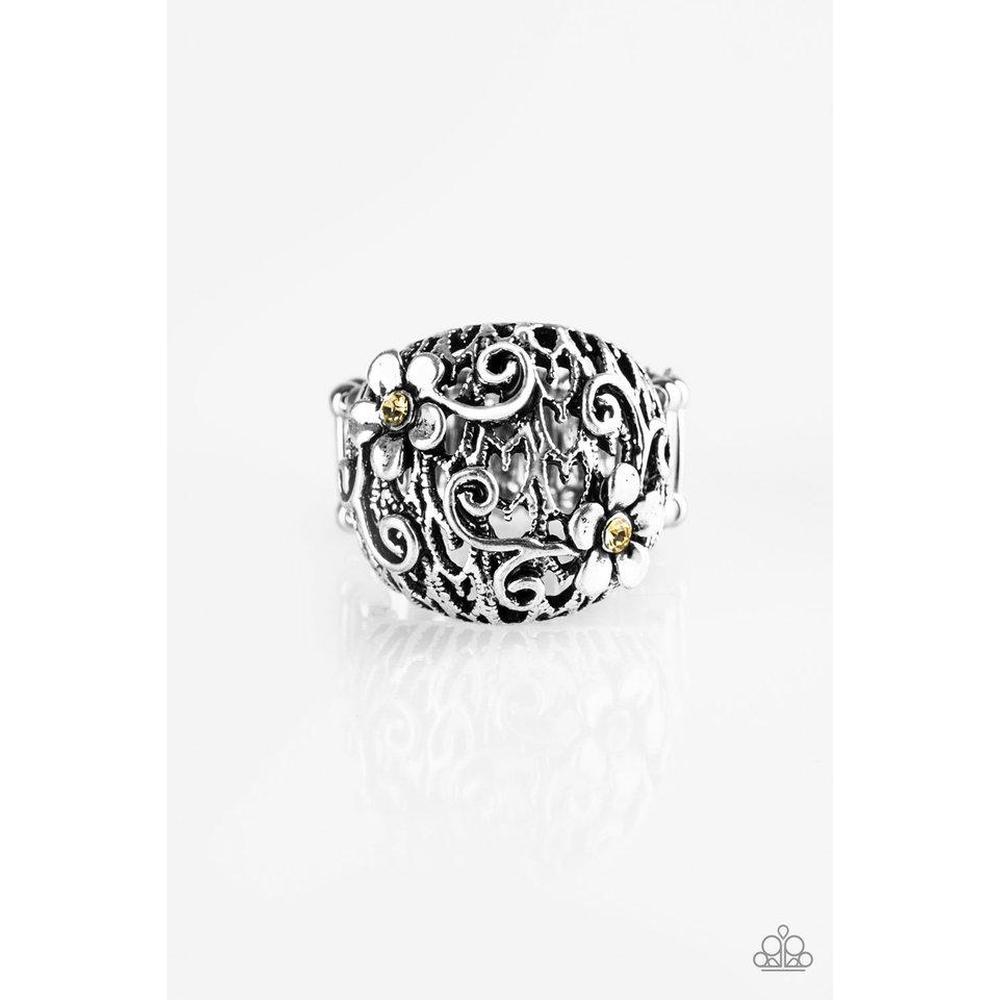 Spring Holiday - Yellow Ring  - Paparazzi - Dare2bdazzlin N Jewelry