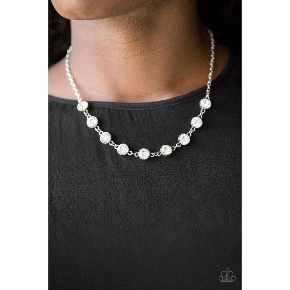 Starlit Socials White Necklace - Paparazzi - Dare2bdazzlin N Jewelry