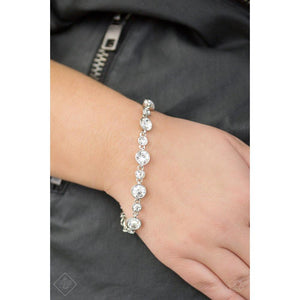 Starstruck Sparkle White Bracelet - Paparazzi - Dare2bdazzlin N Jewelry