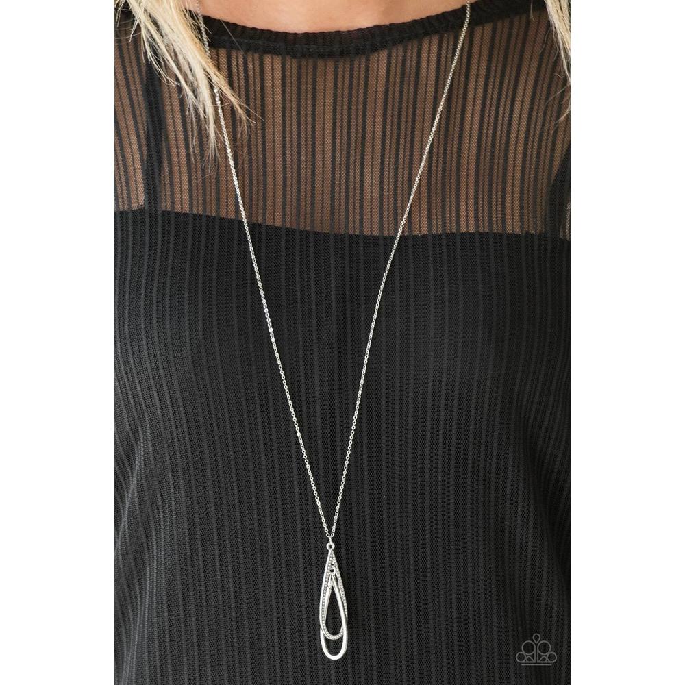 Step Into The Spotlight White Necklace - Paparazzi - Dare2bdazzlin N Jewelry