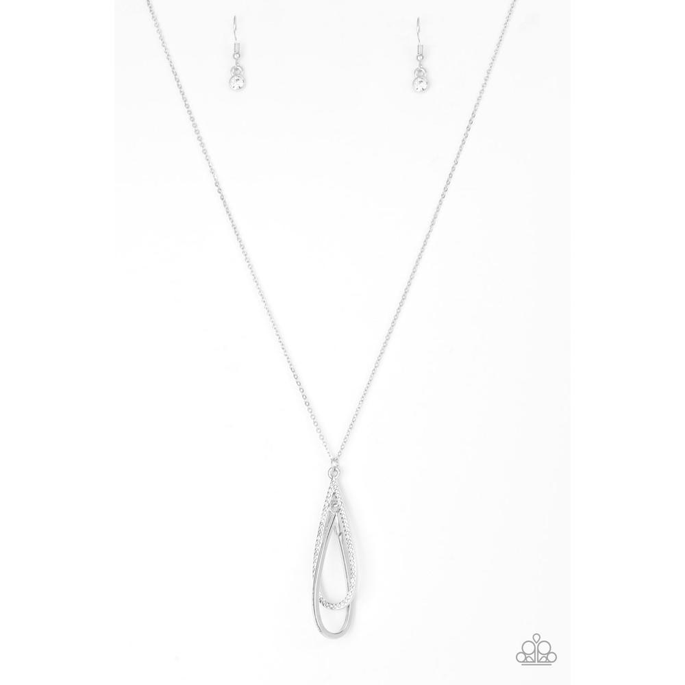 Step Into The Spotlight White Necklace - Paparazzi - Dare2bdazzlin N Jewelry