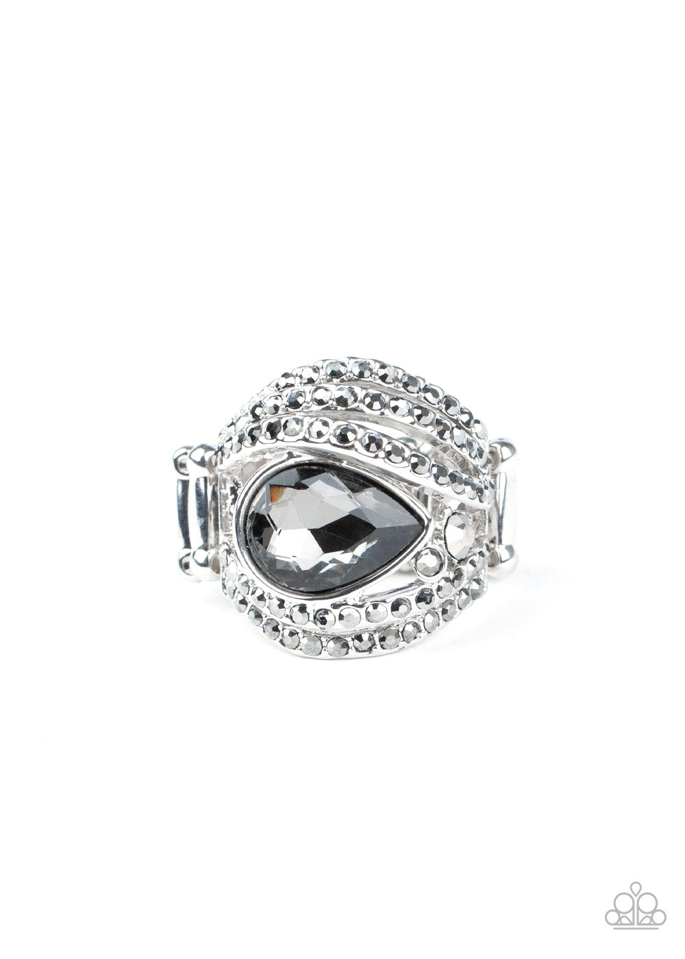 Stepping Up The Glam - Silver Ring - Paparazzi - Dare2bdazzlin N Jewelry