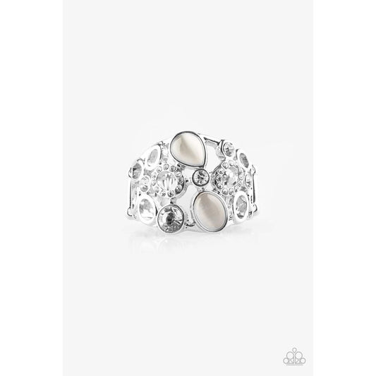 Summer Yacht - White Ring - Paparazzi - Dare2bdazzlin N Jewelry