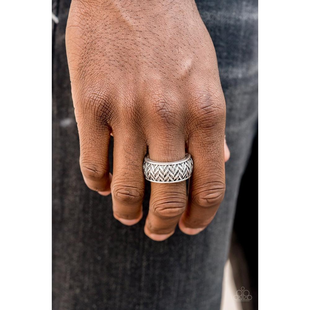 Survival Skills Men's Ring - Paparazzi - Dare2bdazzlin N Jewelry