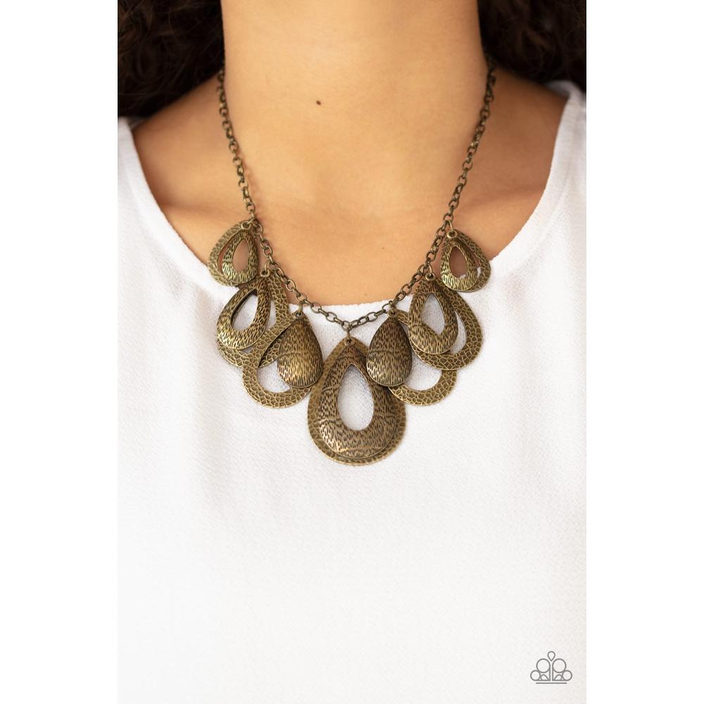 Teardrop Tempest - Brass Necklace - Paparazzi - Dare2bdazzlin N Jewelry