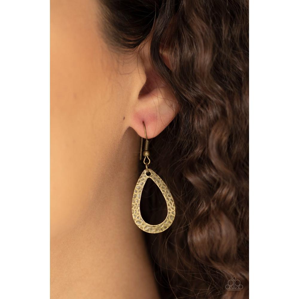 Teardrop Tempest - Brass Necklace - Paparazzi - Dare2bdazzlin N Jewelry