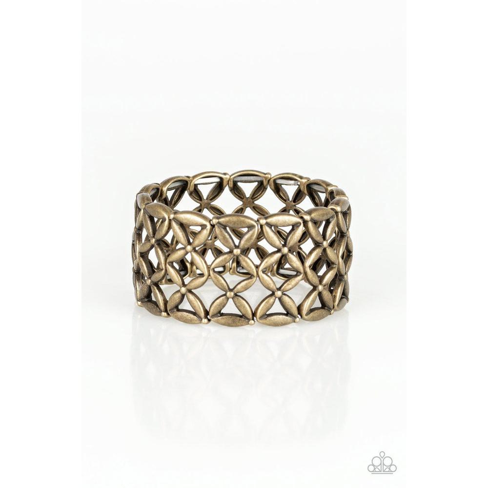 The Big BLOOM Brass Bracelet - Paparazzi - Paparazzi - Dare2bdazzlin N Jewelry