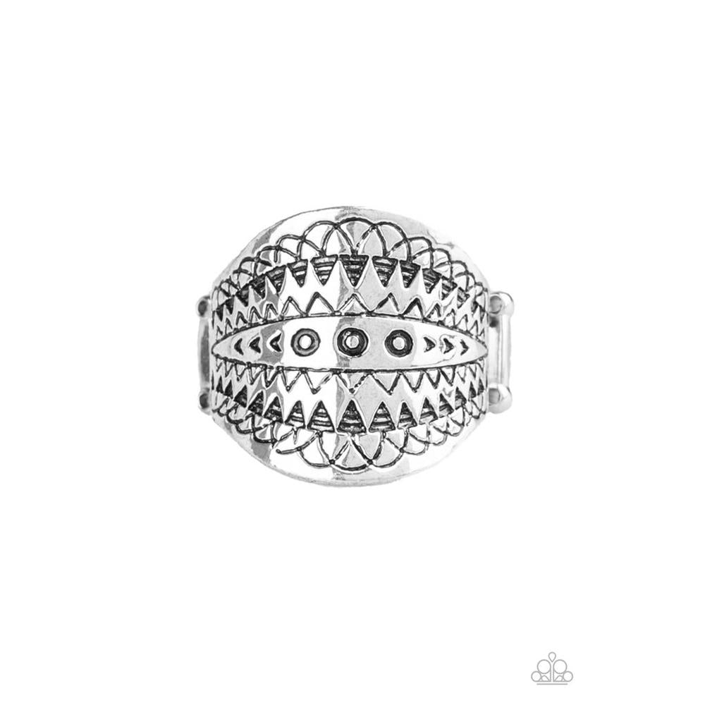 Tiki Tribe Silver Necklace - Paparazzi - Paparazzi - Dare2bdazzlin N Jewelry