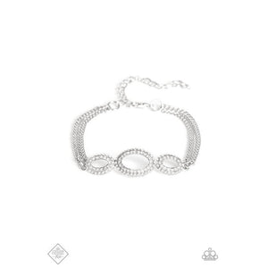 Timeless Metropolitan White Bracelet - Paparazzi - Dare2bdazzlin N Jewelry
