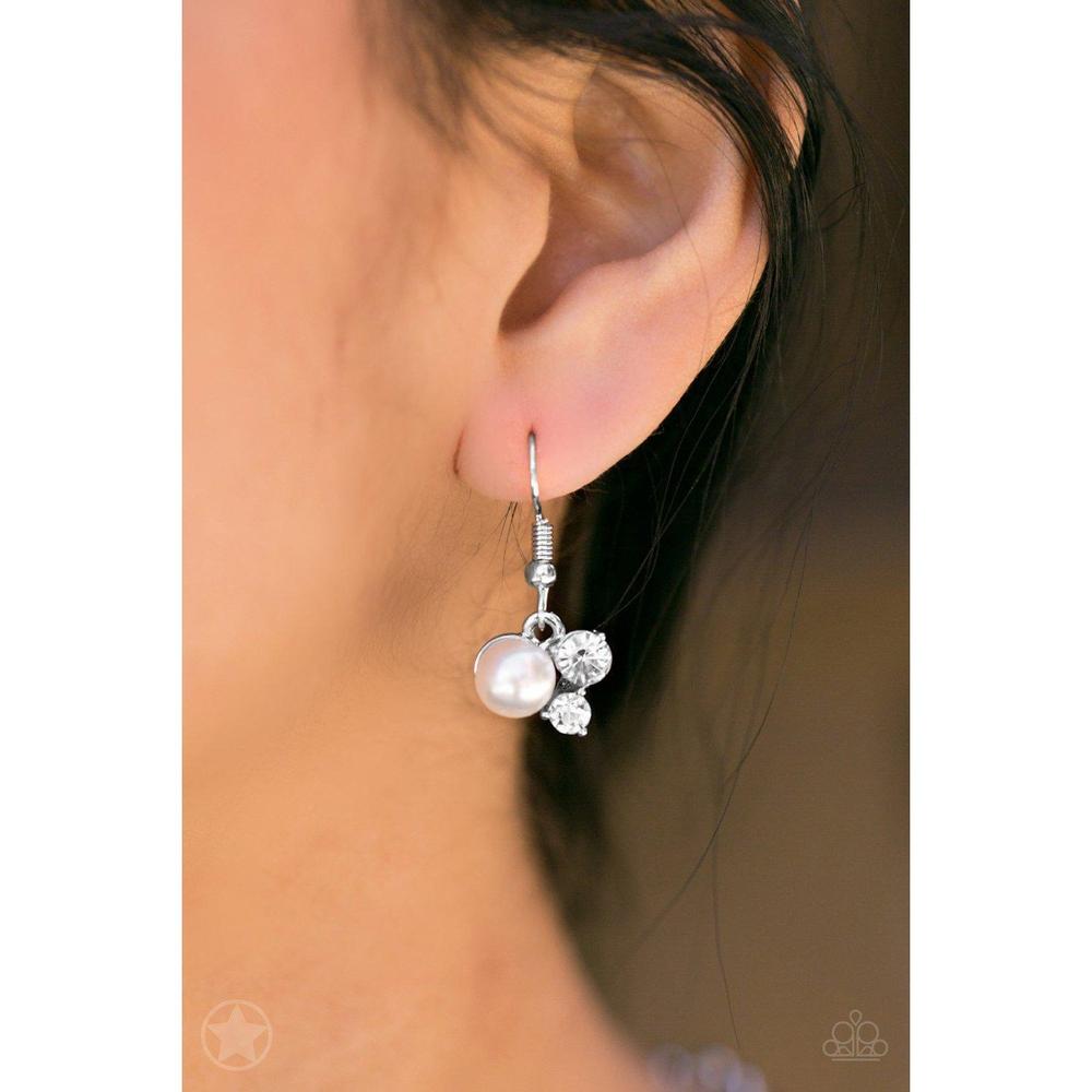 Toast To Perfection - White Necklace - Paparazzi - Dare2bdazzlin N Jewelry